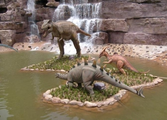 云南永川龙捕食沱江龙展